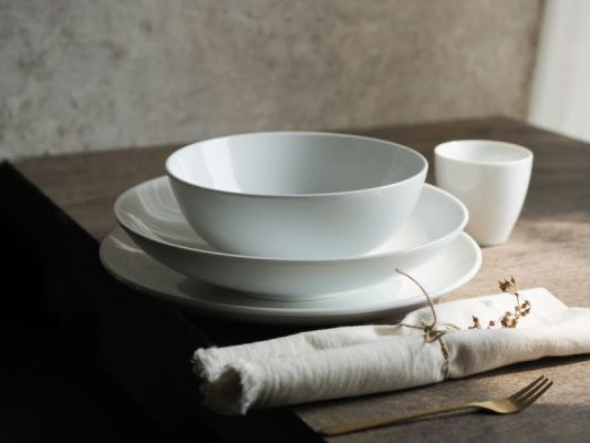 Dấu hiệu nhận biết bát sứ kém chất lượng